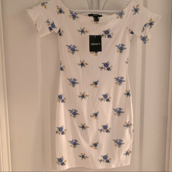 Forever 21 Floral Dress Off White Summer Sheath Ruffle Short Sleeves Sz S NWT - Picture 1 of 10